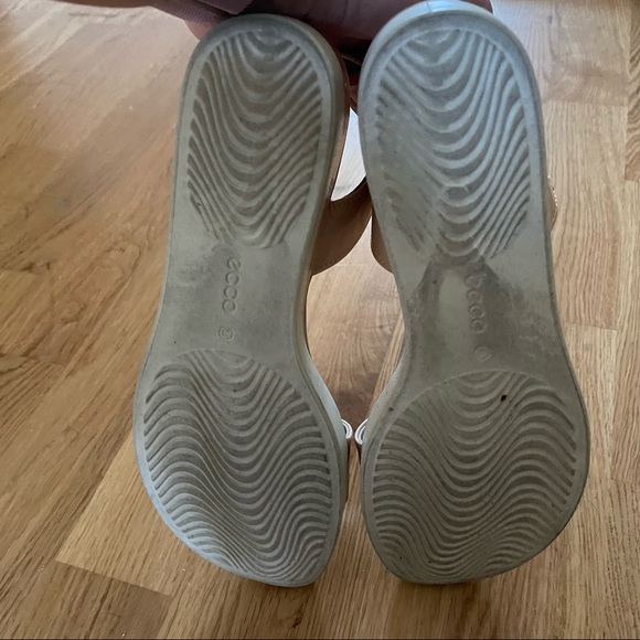 Pink Sandals - Picture 4 of 4